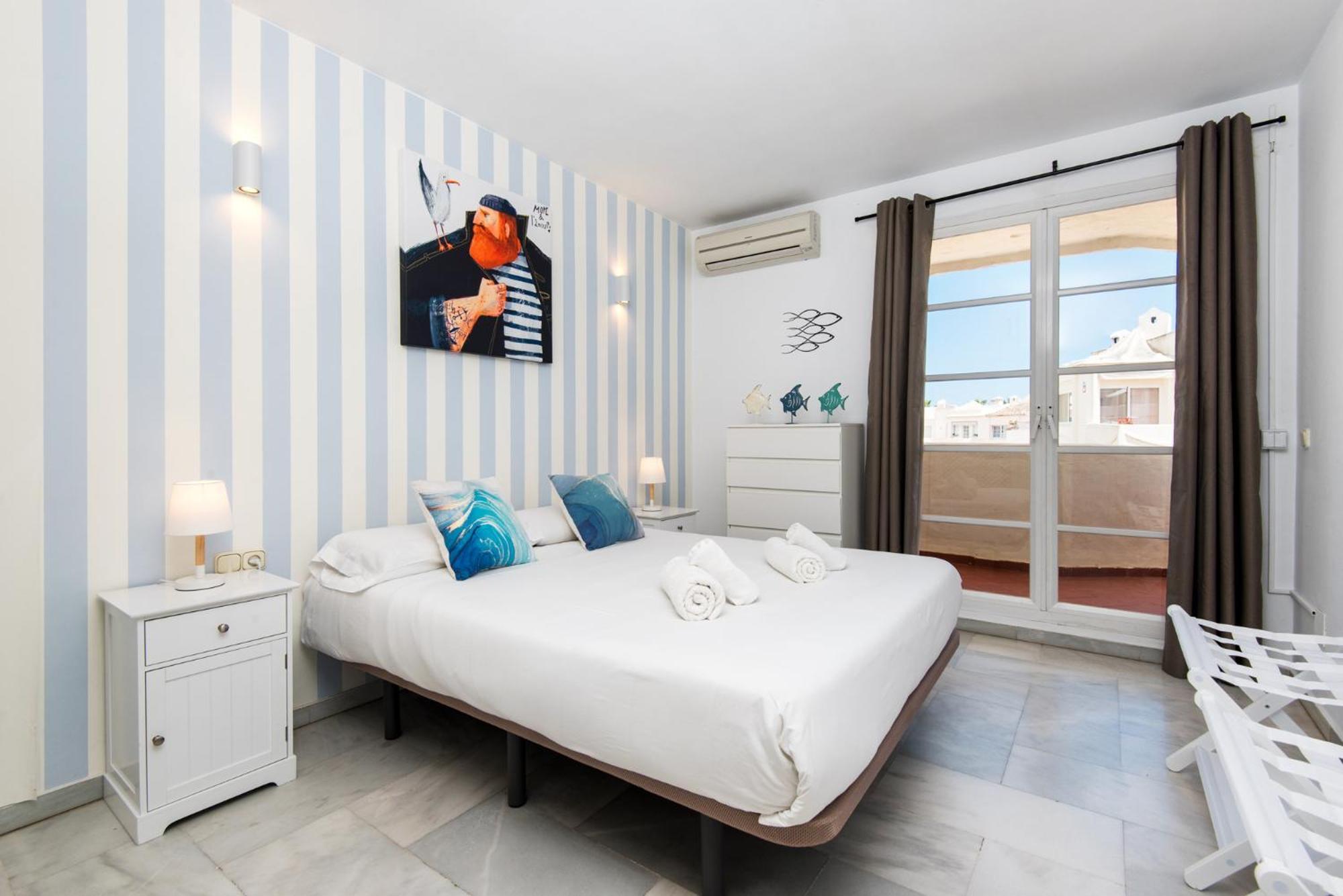 Apartmento En La Pequena Venecia, Puerto Marina *