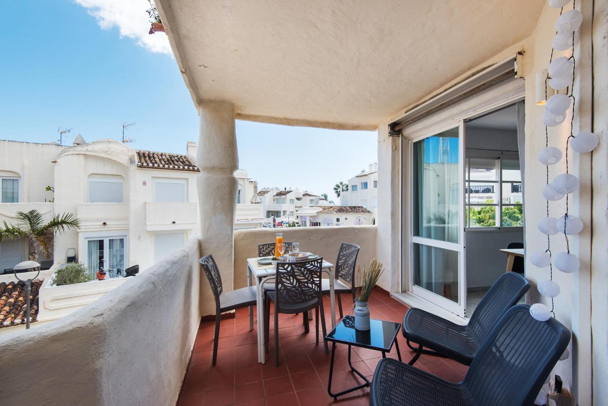 Apartmento En La Pequena Venecia, Puerto Marina Apartment